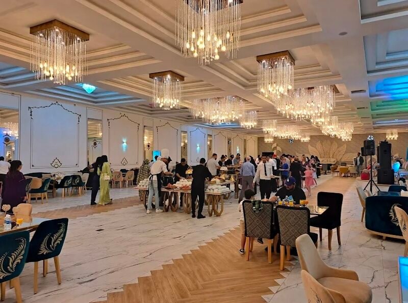 Wedding Hall Alf lila wlila
